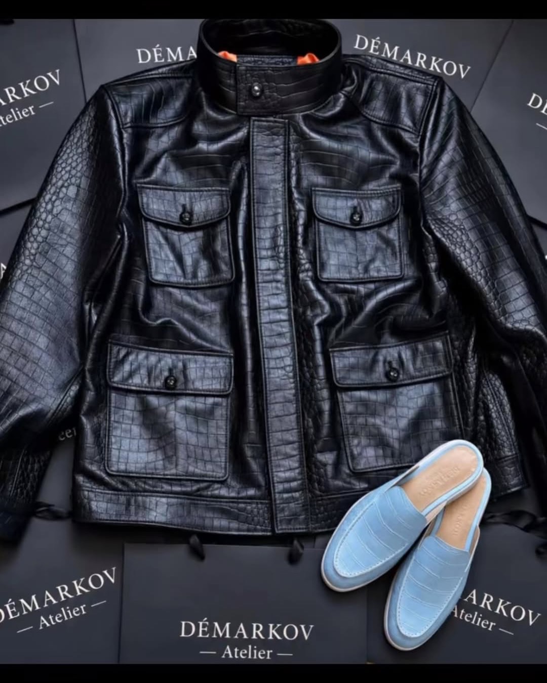 Schwarze Feldjacke aus Leder mit Kroko-Prägung